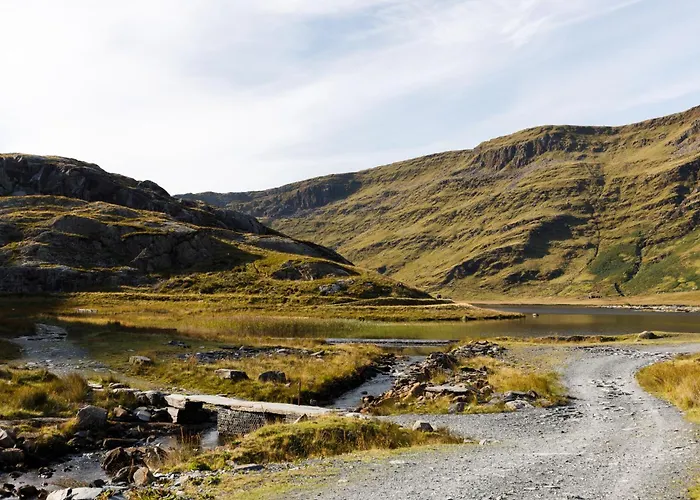 Cosy, 2-Bedroom Snowdonia Cottage Mountain Retreat